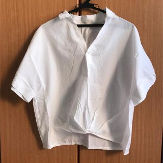 ショコラフィネローブ(chocol raffine robe)のレディース＊ 白シャツ　スキッパーブラウス(シャツ/ブラウス(半袖/袖なし))