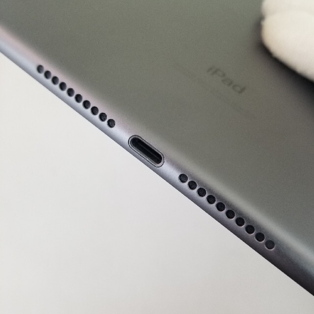 訳あり 極美品‼️ iPad mini 第5世代 64GB セルラー 訳あり 極美品‼️ iPad mini 第5世代 64GB セルラー