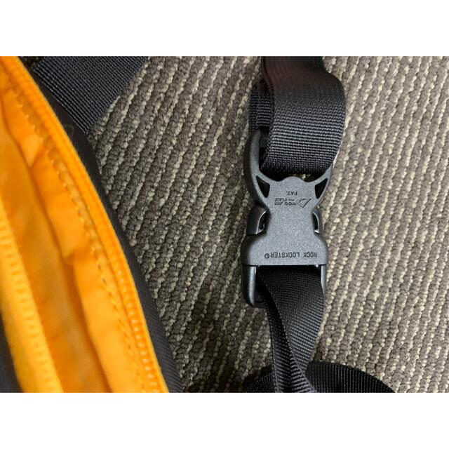 ARC'TERYX(アークテリクス)の中古　ARC'TERYX maka2 マカ2 レアカラー　廃色　アークテリクス レディースのバッグ(ボディバッグ/ウエストポーチ)の商品写真