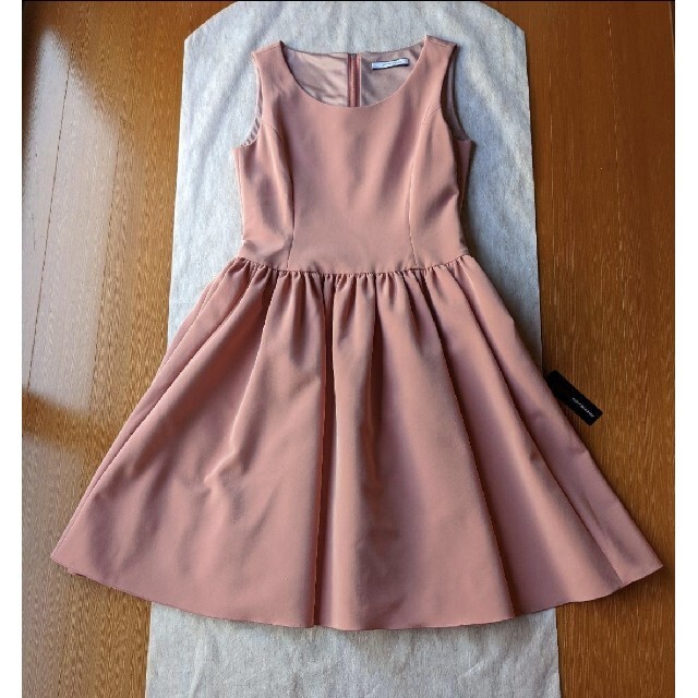 クローゼッ FOXEY - 新品タグ付き♡ 掲載 完売 FOXEY ロザリンド 今だけ価格 フォクシー♡ ルネ ワンピース ピンク ロザリンド ひざ丈ワンピース