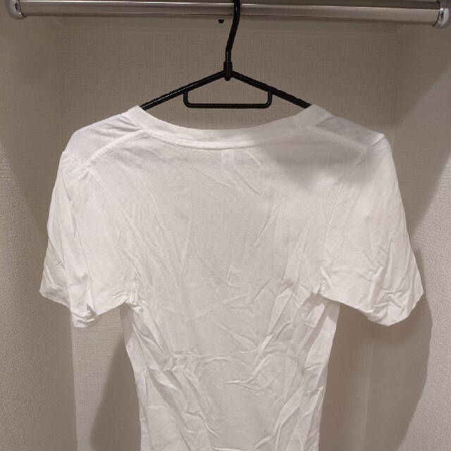 American Apparel(アメリカンアパレル)の【最終価格】American apparel ディープ Vネック Tシャツ　白 メンズのトップス(Tシャツ/カットソー(半袖/袖なし))の商品写真