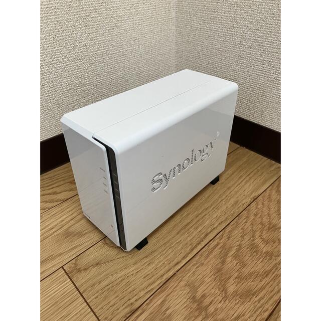 Synology DS216J スマホ/家電/カメラのPC/タブレット(PC周辺機器)の商品写真