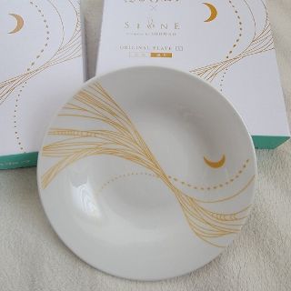 スカイラーク(すかいらーく)の【非売品】すかいらーくグループ「金彩の小皿」　2枚セット(食器)