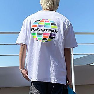 パラグラフ 確実正規品 直輸入 ネオン バック プリント Tシャツ ホワイト(Tシャツ/カットソー(半袖/袖なし))