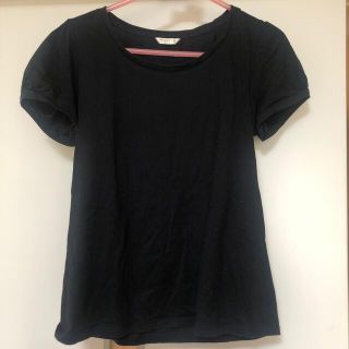 ユニクロ(UNIQLO)のUNIQLO パフスリーブ 無地黒カットソー(カットソー(半袖/袖なし))