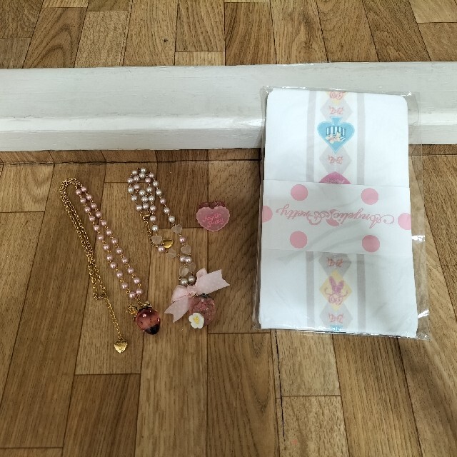 Angelic Pretty(アンジェリックプリティー)のアクセサリーセット♡タイツ（未使用） レディースのアクセサリー(ネックレス)の商品写真