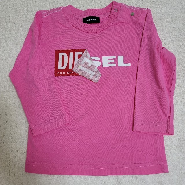 DIESEL(ディーゼル)のDIESELロンティ ピンク キッズ/ベビー/マタニティのキッズ服女の子用(90cm~)(Tシャツ/カットソー)の商品写真