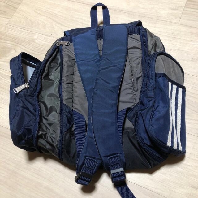 adidas(アディダス)のadidasリュック キッズ/ベビー/マタニティのこども用バッグ(リュックサック)の商品写真