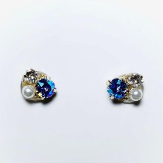 ハンドメイド スワロフスキーピアス(ピアス)