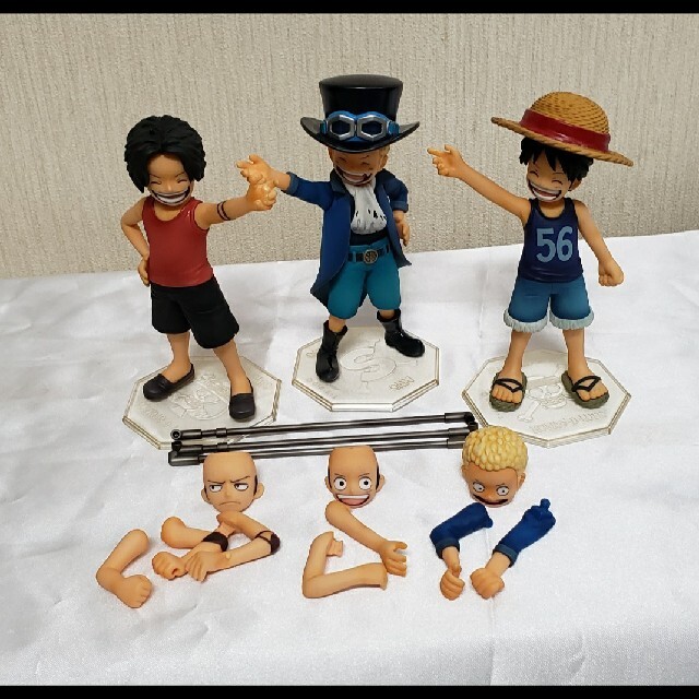 88 ワンピース フィギュア POP 兄弟の絆 サボ ルフィ エース 三兄弟 | フリマアプリ ラクマ