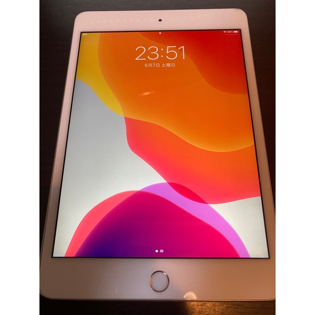 iPad mini4 128GB WiFi+Cellularモデル ケース付き iPad mini4 128GB WiFi+Cellularモデル ケース付き