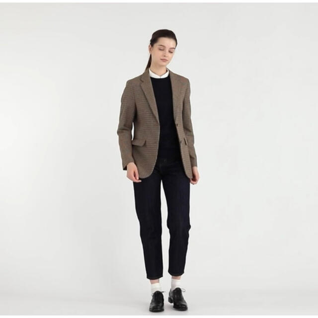 UNIQLO(ユニクロ)のUNIQLOリラックステーラード ジャケット　L ブラウン　定価5990円 レディースのジャケット/アウター(テーラードジャケット)の商品写真