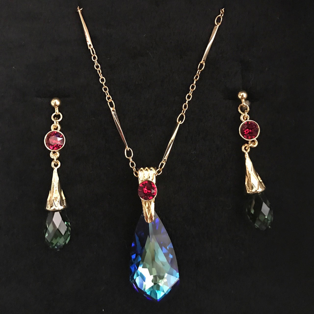 ジブリ - ジブリ美術館限定 ハウルの動く城 ネックレス&ピアスセット