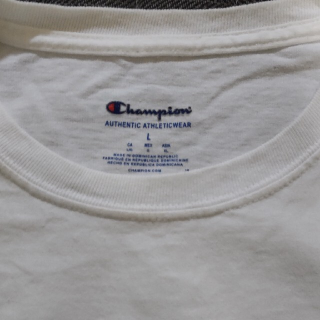 Champion(チャンピオン)のチャンピオン　白　Ｔシャツ　ワンポイント メンズのトップス(Tシャツ/カットソー(半袖/袖なし))の商品写真