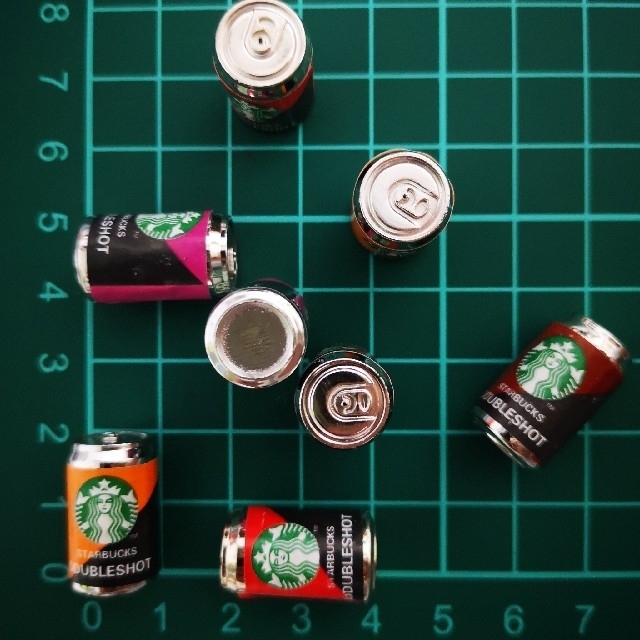 ミニチュア☆コーヒー缶4色 ハンドメイドの素材/材料(各種パーツ)の商品写真