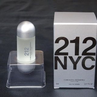 キャロライナヘレナ(CAROLINA HERRERA)のキャロライナヘレラ 212 NYC 5ml 香水 オードトワレ 新品(ユニセックス)