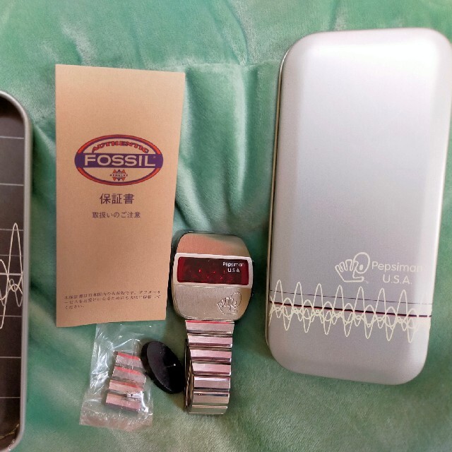 FOSSIL - ペプシマン 腕時計 FOSSILの通販 by にごう's shop FOSSIL - ペプシマン 腕時計 FOSSILの通販 by にごう's shop