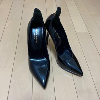 サンローラン(Saint Laurent)のLily 様専用　サンローラン パリ☆パテントパンプス(ハイヒール/パンプス)