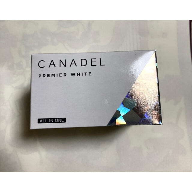 CANADEL カナデル プレミアホワイト コスメ/美容のスキンケア/基礎化粧品(オールインワン化粧品)の商品写真