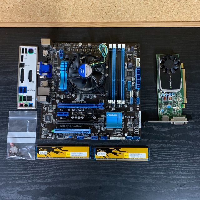 2upASUS マザーボード P8Z77-M CPU RAM グラボ　ファン