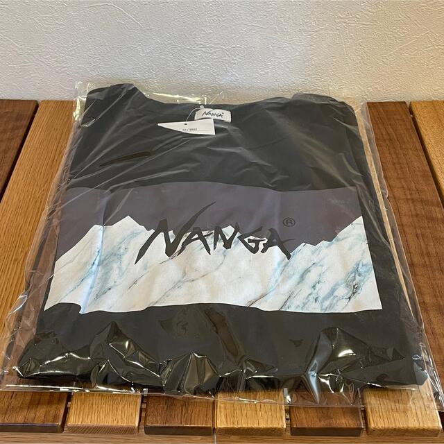 NANGA(ナンガ)の新品未使用 NANGA MT LOGO LOOSE FIT TEE  黒Tシャツ メンズのトップス(Tシャツ/カットソー(半袖/袖なし))の商品写真