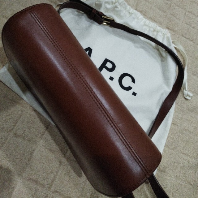 A.P.C アーペーセー ハーフムーンショルダーバッグ　ブラウン 5