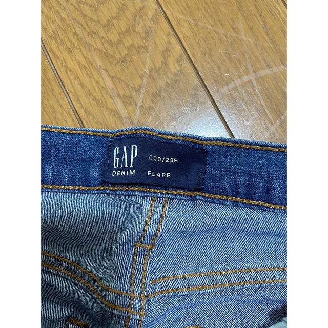 GAP(ギャップ)のGAP レディース　フレアデニム　XXS 23 レディースのパンツ(デニム/ジーンズ)の商品写真