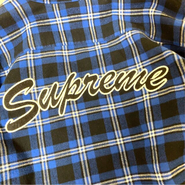 Supreme(シュプリーム)のSupreme Arc Logo Quilted Flannel  メンズのジャケット/アウター(ブルゾン)の商品写真