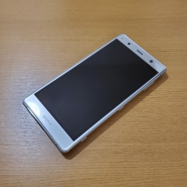 【美品】Xperia XZ2 Premium（シルバー）ａｕ