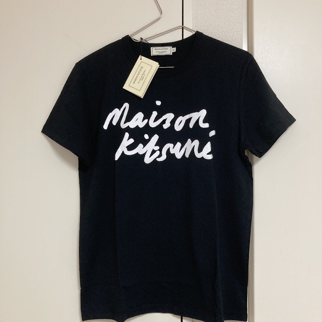 MAISON KITSUNE'(メゾンキツネ)の新品　メゾンキツネ　MAISON KITSUNETシャツ レディースのトップス(Tシャツ(半袖/袖なし))の商品写真