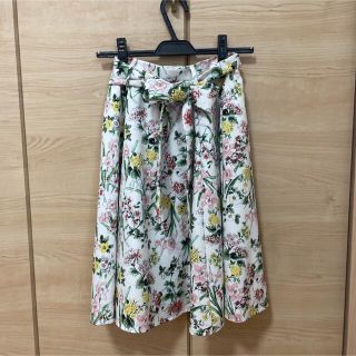 トッコ(tocco)のtocco closet 花柄ウエストリボンスカート(ひざ丈スカート)