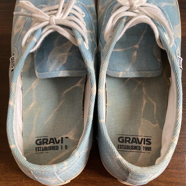 gravis(グラビス)のグラビス GRAVIS 27.5 スニーカー SLYMS POOLS メンズ メンズの靴/シューズ(スニーカー)の商品写真