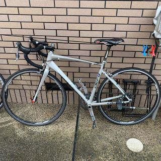 ジャイアント(Giant)のロードバイクGIANT DEFY SHIMANO 105 20速(自転車本体)