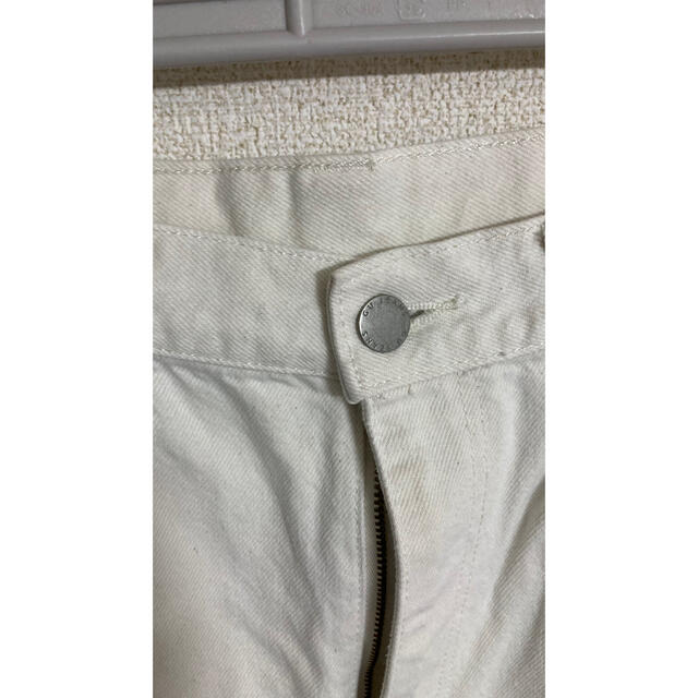 GU(ジーユー)のデニム　パンツ　ホワイト　ジーパン　ボトムス　ジーユー　GU メンズ メンズのパンツ(デニム/ジーンズ)の商品写真