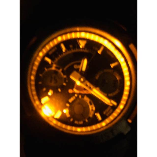 G-SHOCK(ジーショック)のG-SHOCK デジタル アナログ ベーシック AW-590-1AJF メンズの時計(腕時計(デジタル))の商品写真