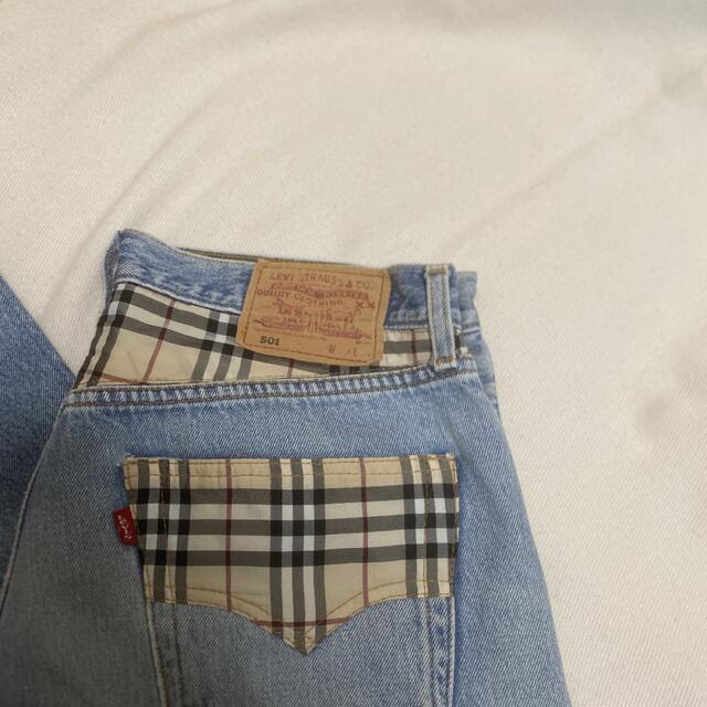 BURBERRY(バーバリー)のリメイクデニムパンツ　Levi’s 501 Burberry 加工 メンズのパンツ(デニム/ジーンズ)の商品写真