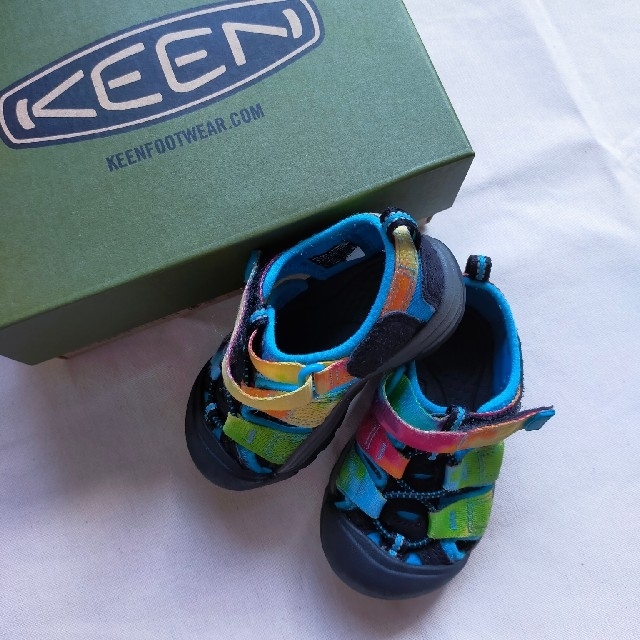 KEEN(キーン)のKEEN キッズサンダル キッズ/ベビー/マタニティのベビー靴/シューズ(~14cm)(サンダル)の商品写真