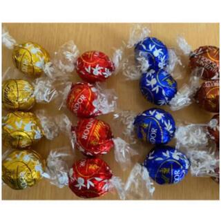 リンツ(Lindt)のリンツ　リンドールチョコレート　16個(菓子/デザート)