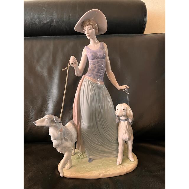 1991年発表最終値下げ　LLADRO リヤドロ 優雅な散歩のひととき