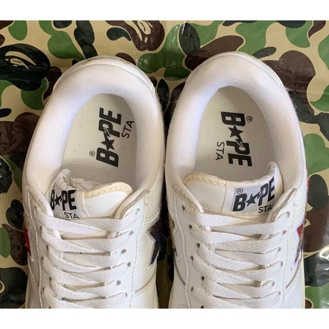 A BATHING APE - ☆激レア☆ APE bapesta ホワイト 23.5cm kawsの通販 ...