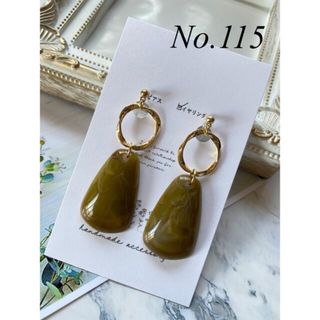 No.115  モスグリーン＊ツイストゴールドフープのノンホールピアス/ピアス(イヤリング)