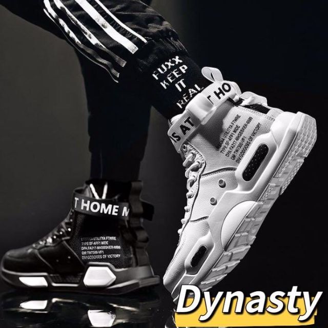 オシャレデザイン★お靴★ 2color 黒or白 スポーツ靴 スニーカー メンズの靴/シューズ(スニーカー)の商品写真