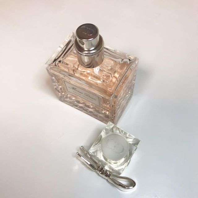Christian Dior ミス ディオール オードゥトワレ 50ml 香水
