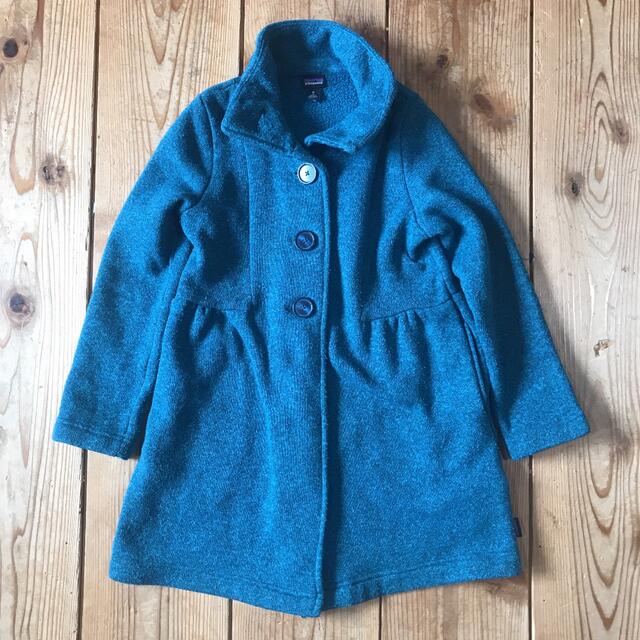 patagonia(パタゴニア)のキッズ　パタゴニア　ブルーグリーンロングコート キッズ/ベビー/マタニティのキッズ服女の子用(90cm~)(コート)の商品写真