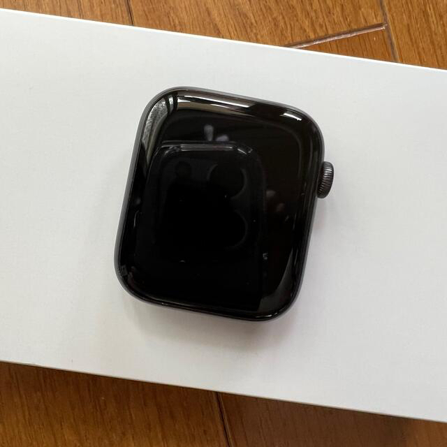 Apple Watch SE 44mm GPS スペースグレイ