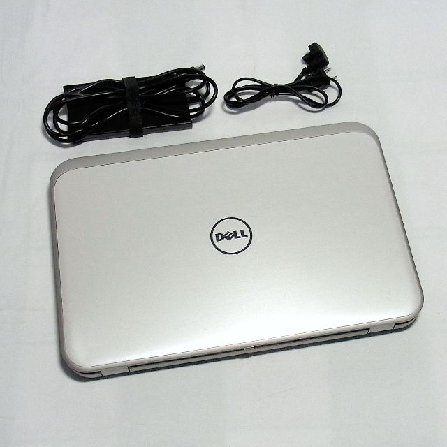 DELL(デル)のデル Inspiron 15R 5520　綺麗なホワイトボディ　新品バッテリー スマホ/家電/カメラのPC/タブレット(ノートPC)の商品写真