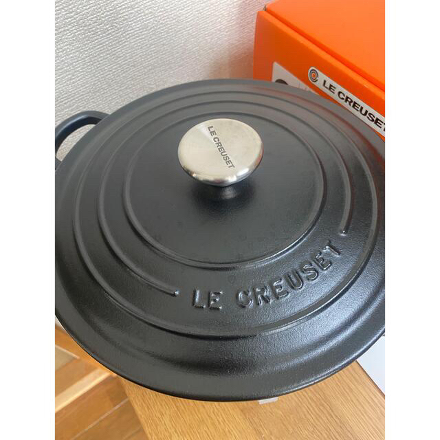 LE CREUSET(ルクルーゼ)の【最終セール】LE CREUSET ルクルーゼ　鍋　24 インテリア/住まい/日用品のキッチン/食器(鍋/フライパン)の商品写真