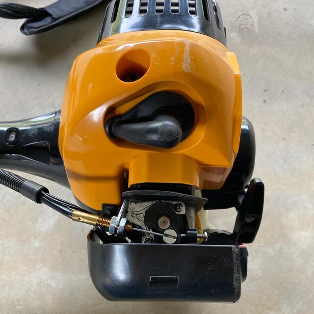 RYOBI(リョービ)のRYOBI/京セラ　エンジン刈払機　EKM-2630 その他のその他(その他)の商品写真