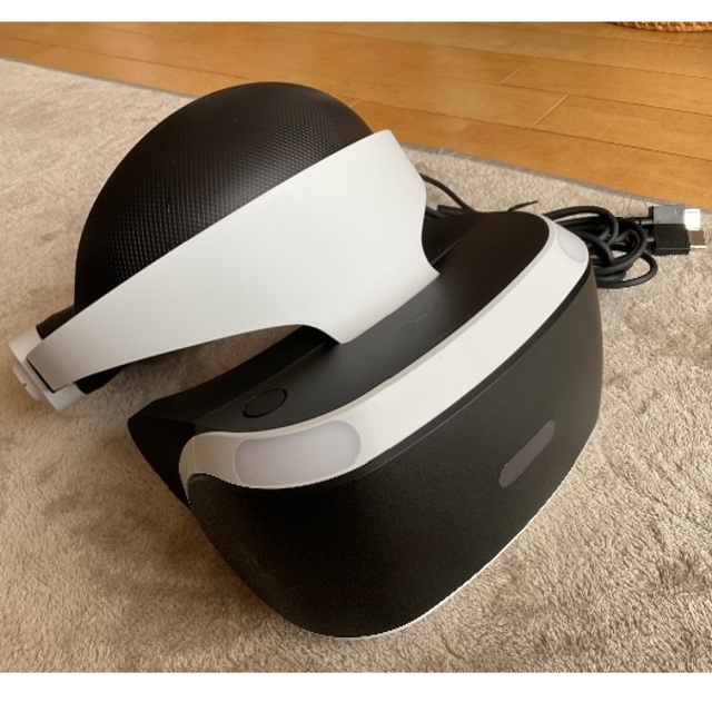 PlayStation VR(プレイステーションヴィーアール)のPlayStationVR “PlayStationVR WORLDS” 同梱版 エンタメ/ホビーのゲームソフト/ゲーム機本体(その他)の商品写真