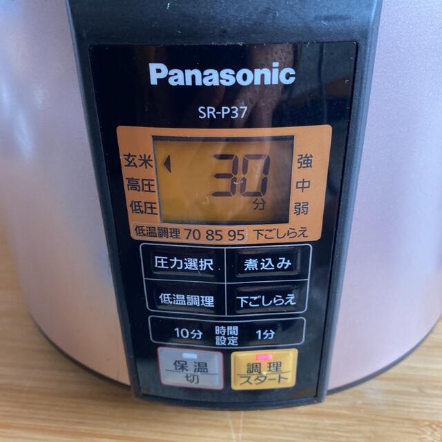 Panasonic(パナソニック)のPanasonic SR-P37-P スマホ/家電/カメラの調理家電(調理機器)の商品写真